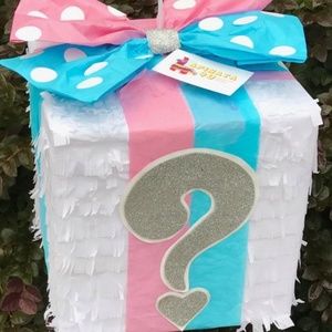 Trendy Women Large Size Mystery Box/ Free Gift